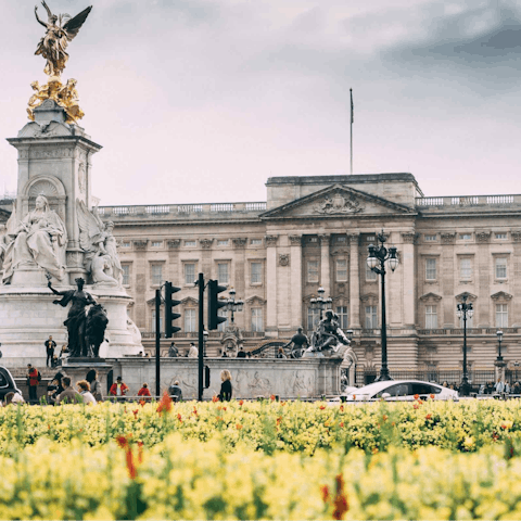 Begin your stay with a stroll to nearby Buckingham Palace