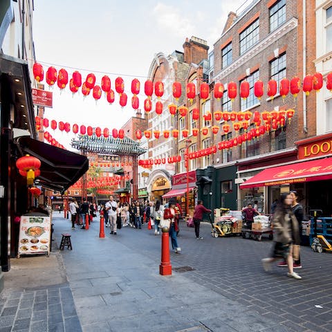 Stay in the heart of Chinatown