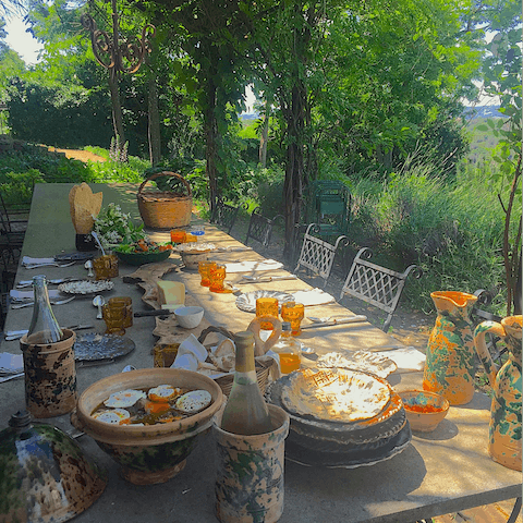 DIne like an Italian family at the long alfresco table on the terrace