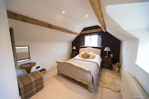 Charmed by the Cotswolds image 14