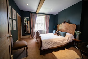 Charmed by the Cotswolds image 10