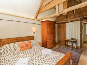 Cotswold Character image 8