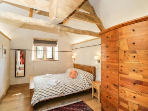 Cotswold Character image 7