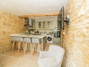 Cotswold Character image 4