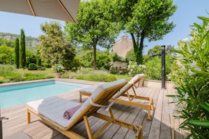 Provence Shadows image 3