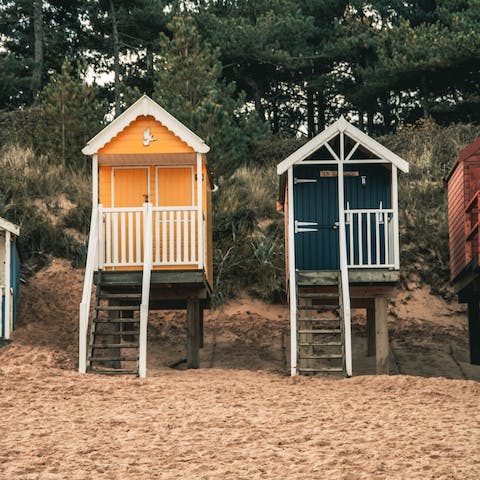 Walk to Wells-next-the-Sea Beach in just over twenty minutes and admire the beach huts 
