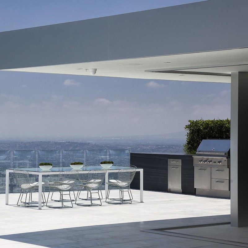 Make a barbecue around the poolside your only plan for the day