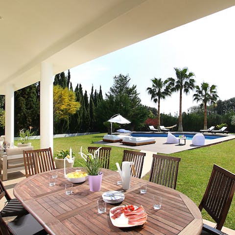 Break out the barbecue grill and dine alfresco on the shaded terrace