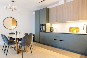 Bloomsbury Base image 12