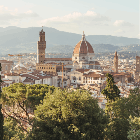 Cross the Arno River and explore the heart of Florence, a ten-minute walk away