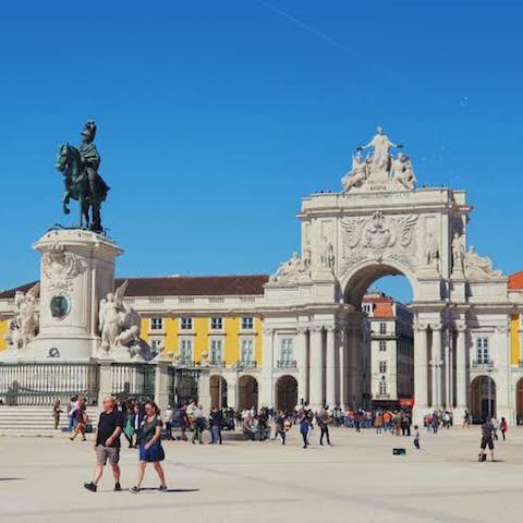 Stay in the Chiado neighbourhood, just a ten-minute walk from Praça do Comércio