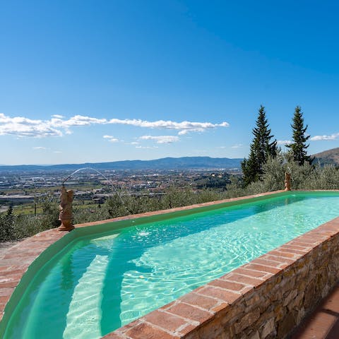 Cool off from the Tuscan heat in the crystal clear private pool