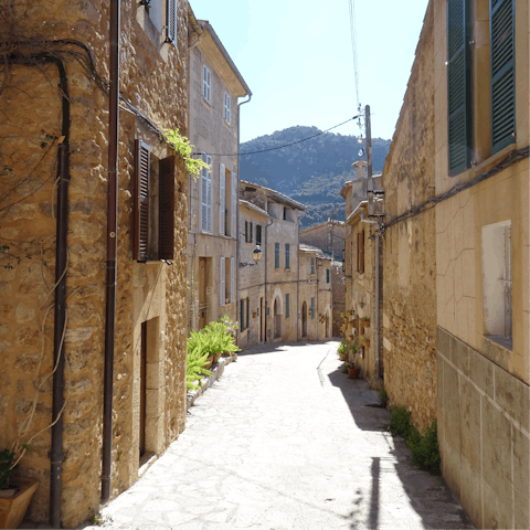 Explore the small town of Colonia de Sant Pere, just over 4 kilometres away