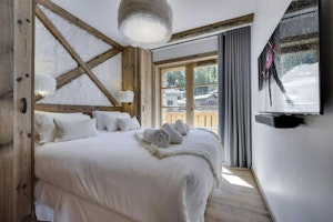 The Ski Social image 12
