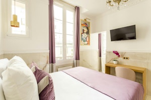 Grand Gallery image 11