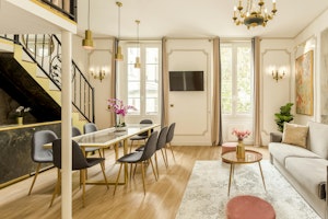 Grand Gallery image 10