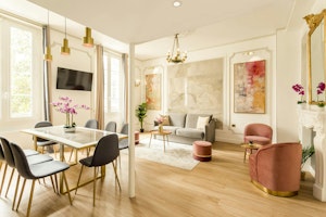 Grand Gallery image 7
