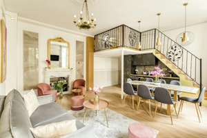 Grand Gallery image 3
