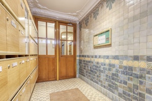 Parisian Tiles image 2