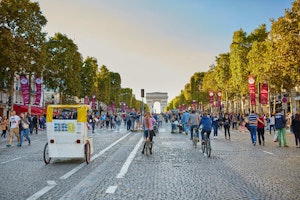 Belle Hélène image 12