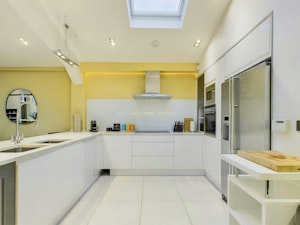 Belsize Breeze image 14