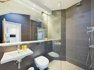 Belsize Breeze image 13