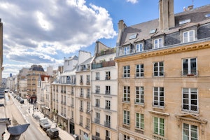 Parisian Tranquillity image 8
