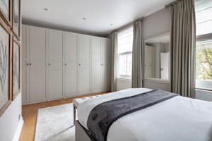 King's Road Retreat image 11