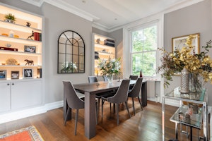King's Road Retreat image 9