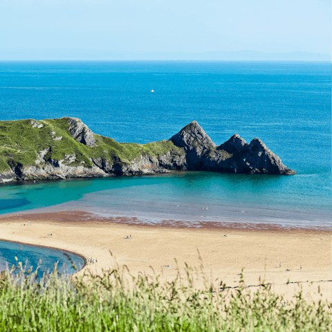 Stay on the Llŷn Peninsula of Wales, a five-minute drive from the beach