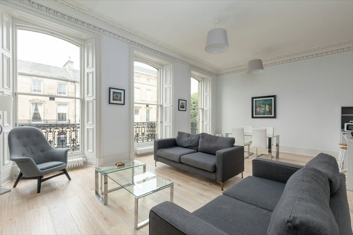 Edinburgh Light, Scotland