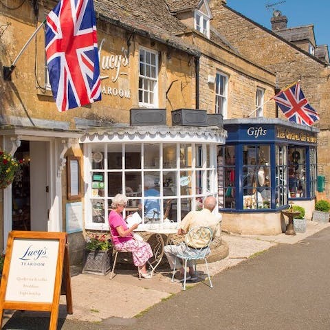 Soak up the quaint tearooms, pubs, eateries and boutiques in charming Stow-on-the-Wold