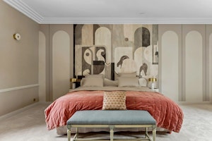 Elegant Urban Mansion image 13