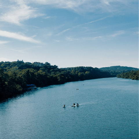 Experience the beauty of Lake Austin – just a short drive away