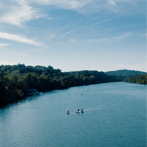 Experience the beauty of Lake Austin – just a short drive away