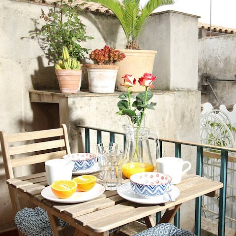 Start your day with breakfast on the balcony