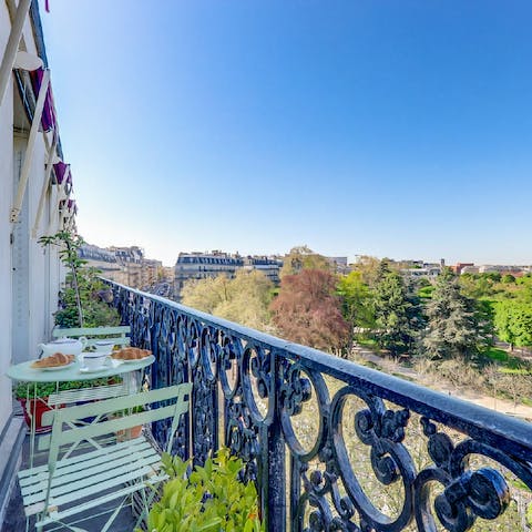 Enjoy coffee with a croissant and a view of Luxembourg Gardens