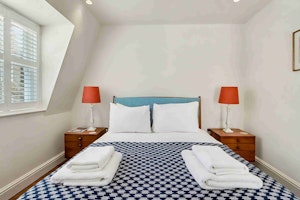 In the Mews image 12