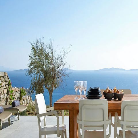 Enjoy magical evenings on the terrace in traditional Greek style 