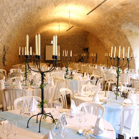 Host a wedding or an impressive dinner party