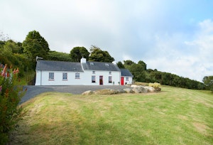 The Seafarer's Eden image 1
