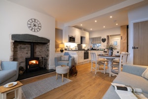Ambleside Cottage image 1