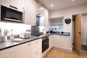 Ambleside Cottage image 4
