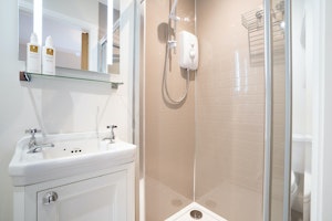 Ambleside Cottage image 2