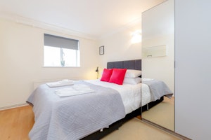 Holland Park View image 11