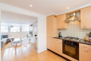Holland Park View image 8