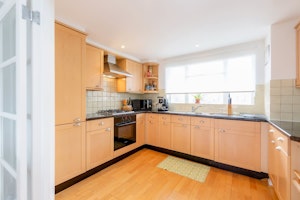 Holland Park View image 6