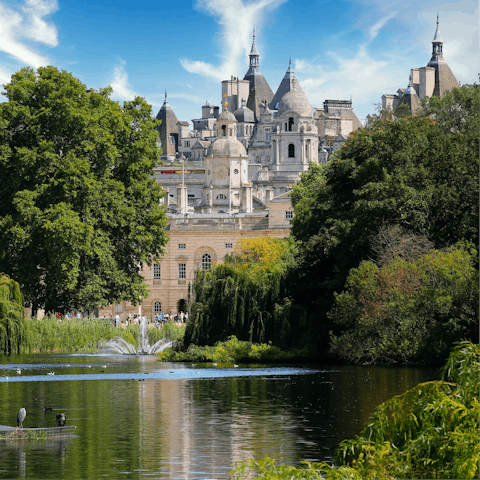 Take a walk in the majestic Hyde Park, just on your doorstep 