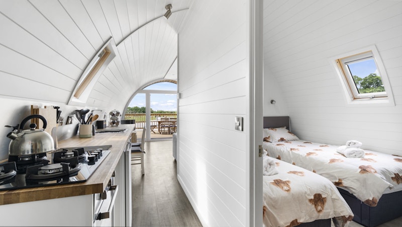 The Lakeside Glam-pod additional image