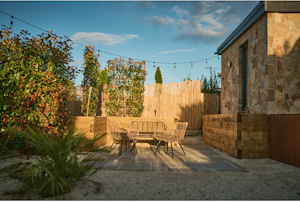 Cromer Springs image 14